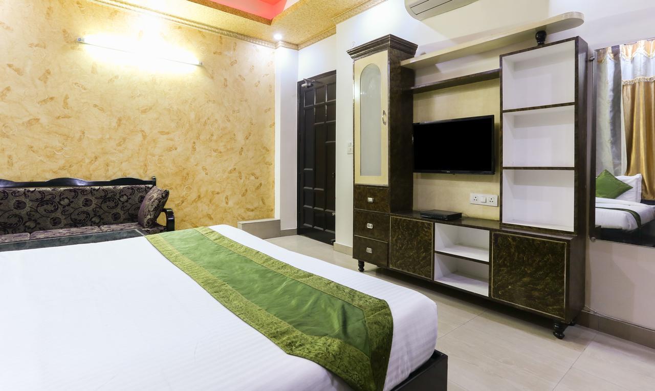 Hotel Treebo Trip Sswag 18 Expressway à Noida Extérieur photo