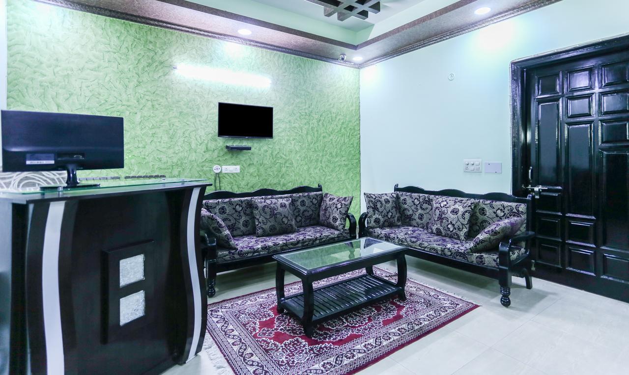 Hotel Treebo Trip Sswag 18 Expressway à Noida Extérieur photo